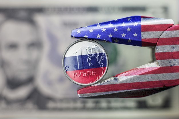 Oil prices continue their downward trend compared to last week