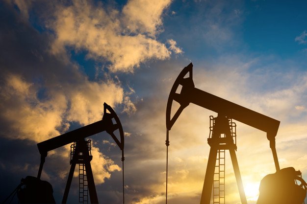 Oil drops weekly on demand concerns