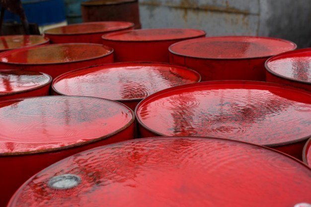 Prices drop by 3% as U.S., Libya and Norway oil supplies resume