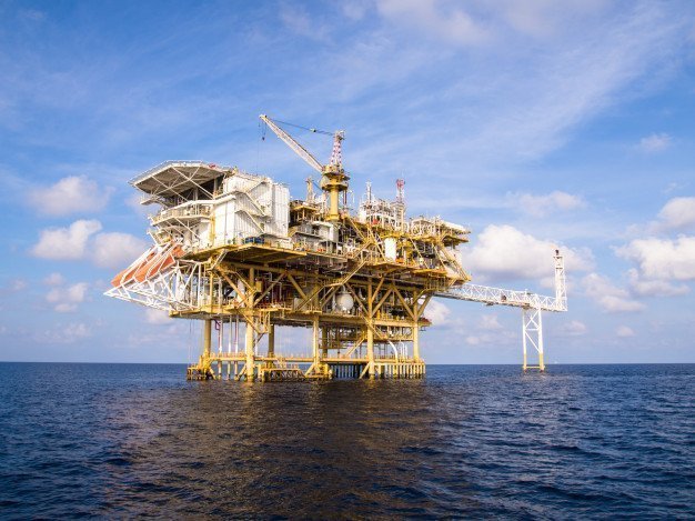 Oil increases losses with a 4% drop