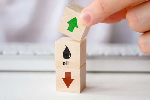 Oil price rise gains momentum as vaccination is launched