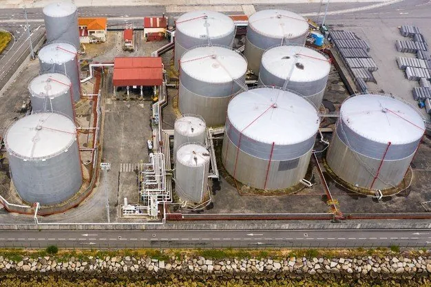 Trump'ın İran'daki katliamların durduğunu söylemesinin ardından petrol fiyatları Perşembe günü %3'ten fazla düştü ve endişeler azaldı