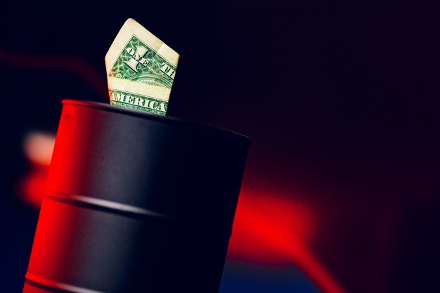 Düşük ABD üretimiyle desteklenen WTI ve Brent ham petrol fiyatları toparlandı