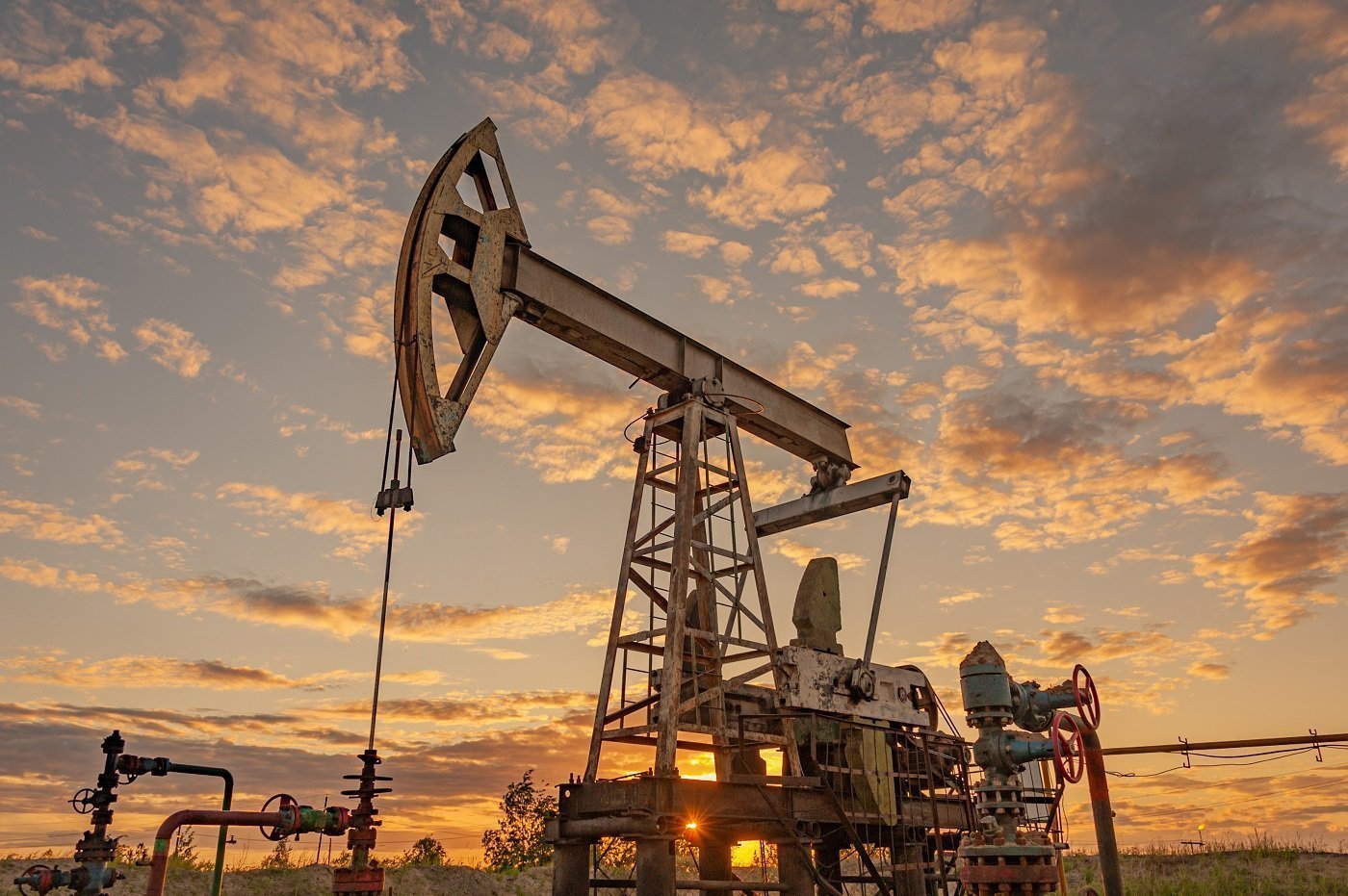 US-Israel-Iran conflict escalates, and supply risks increase, Brent and WTI rise 8-9% since Monday