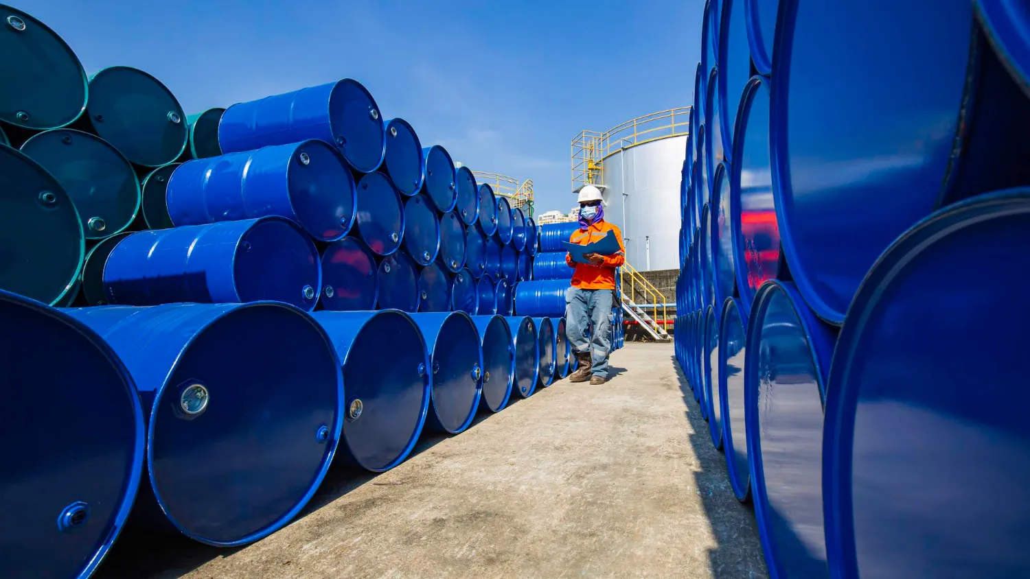 Oil prices retreat from a roughly six-month high